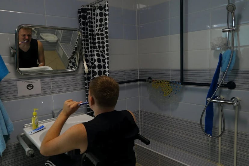 Оборудованный санузел в Клиническом Институте Мозга